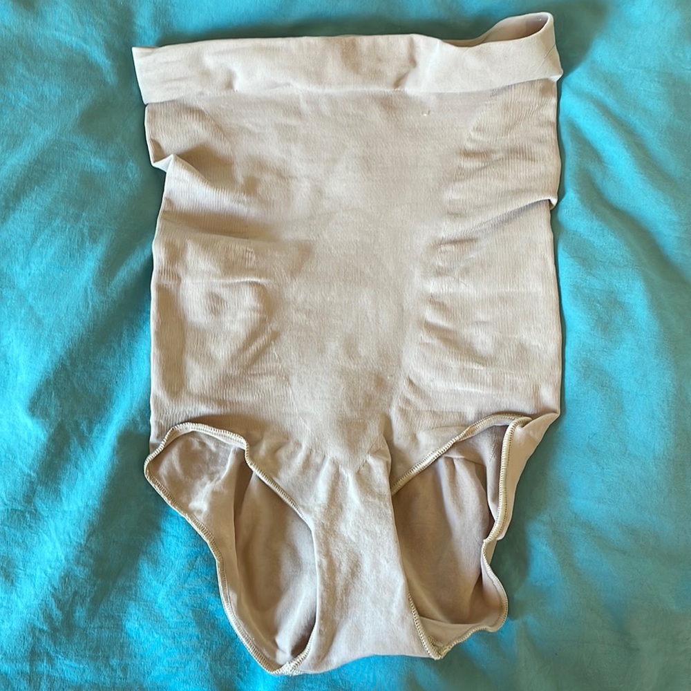 SKIMS S/M Shapewear